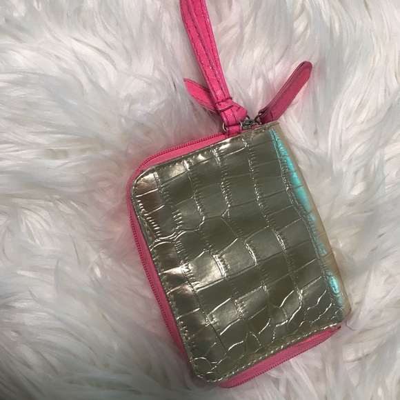 Gold croc double zipper wristlet - Picture 3 of 4